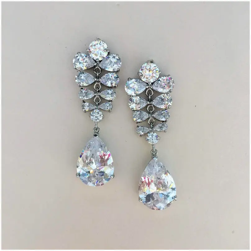 Aretes Zirconia alargado