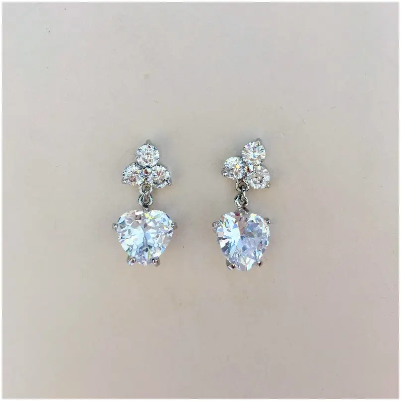 [EAZ1163] Arete zirconia corte corazon