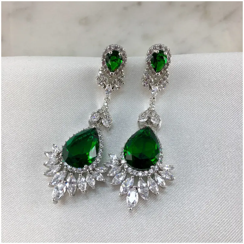 Arete alargado en colores