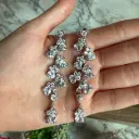 Arete alargado de corazones