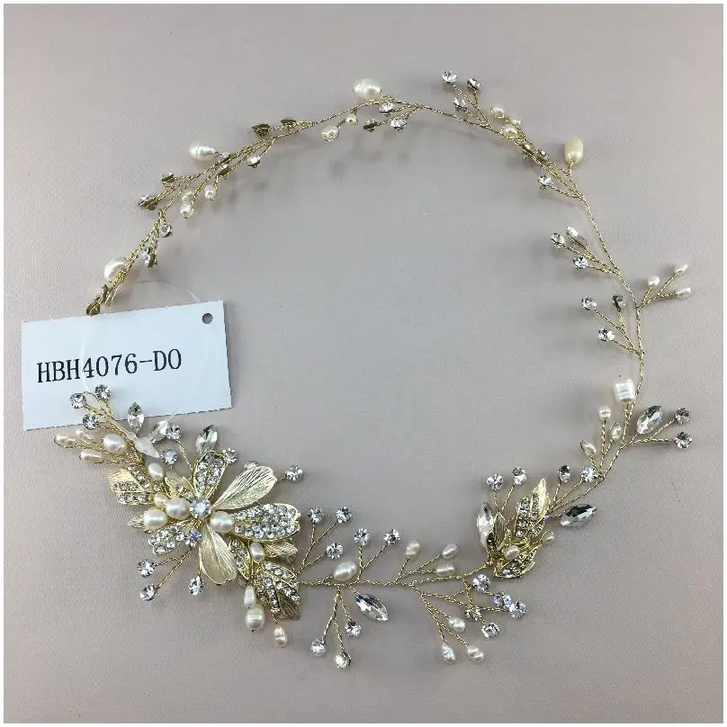 [HBH4076-DO] Bandita flor perla de rio y brillos (Dorado)