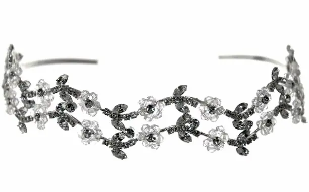 Tiara doble decorada con flores cristalinas 