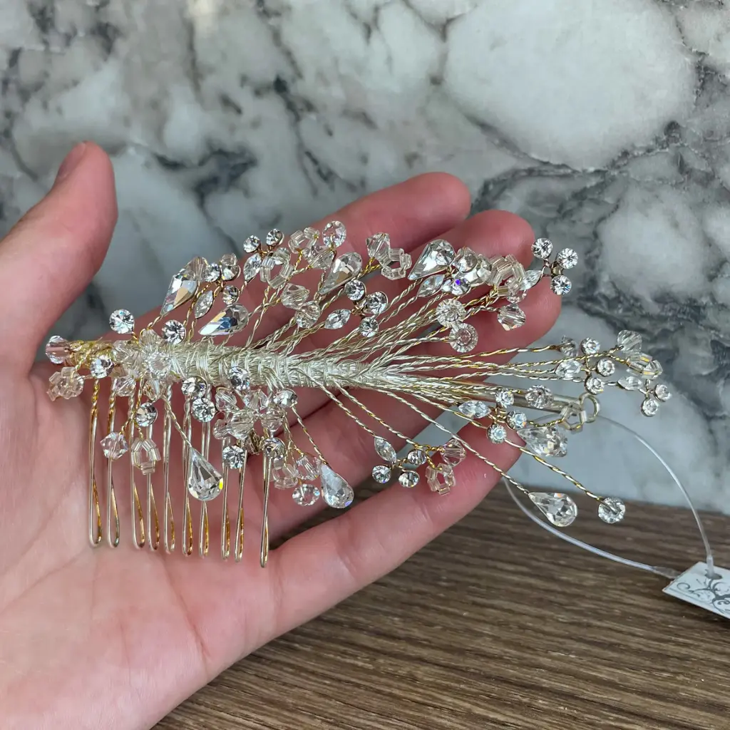 Peineta de cristales