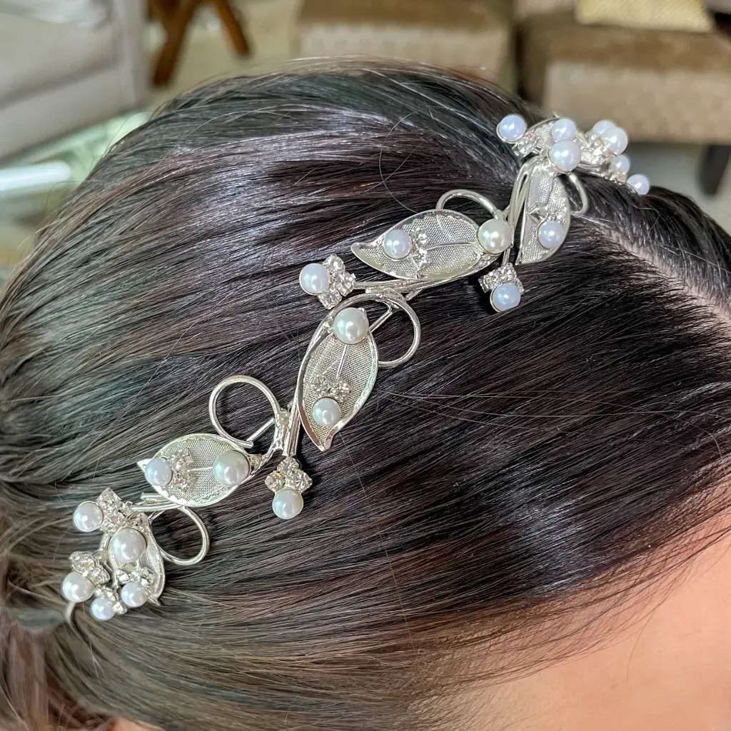 [eaz68-unico] Diadema con hojas plateadas