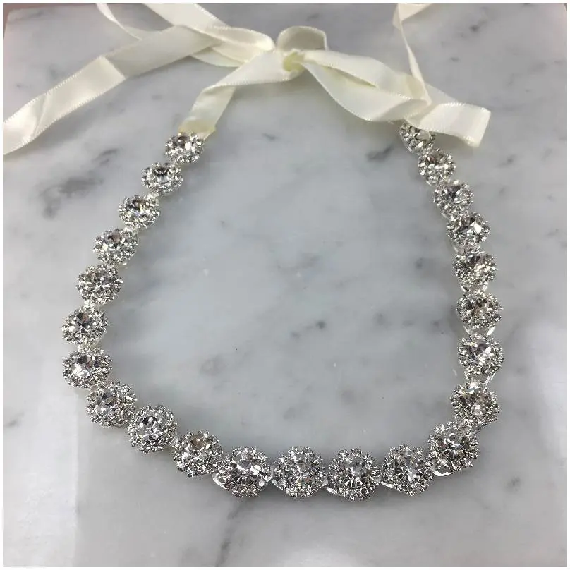 Bandita flexible con piedras enmarcadas en cristal