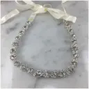 Bandita flexible con piedras enmarcadas en cristal