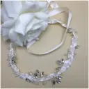 Diadema con hojas formadas por cristales