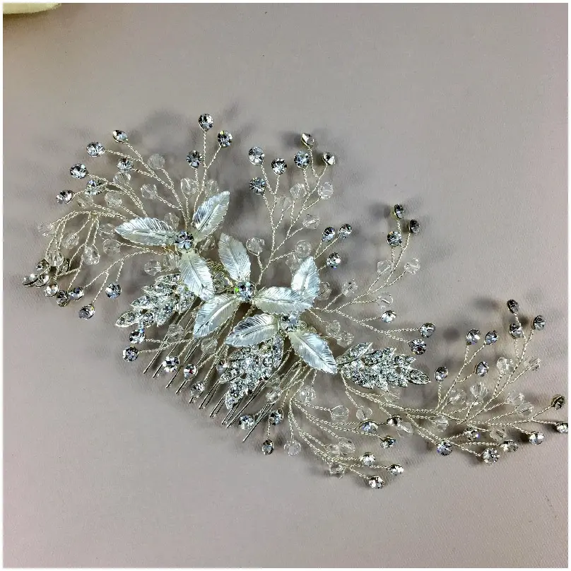 Peineta lateral de 3 flores