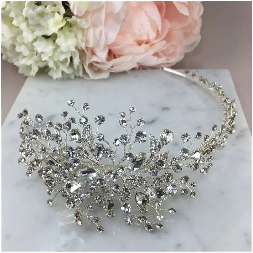 [HBH4050] Tiara diamantes estilo parisina