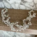 Bandita de perlas y cristales entrelazados 