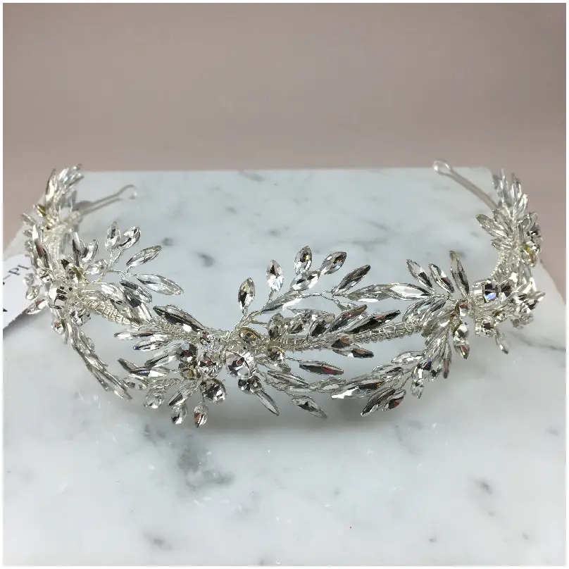 [HBH4093] Diadema de cristales