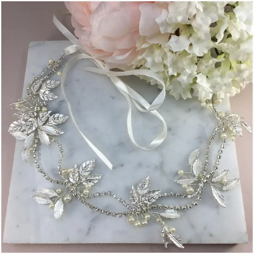 [HBN2213] Bandita ajustable con detalles de hojas 