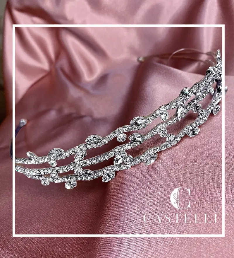 [HBJ3030] Tiara de tres piezas con cristales 