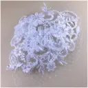 Flor principal con detalles suaves en todo su entorno 