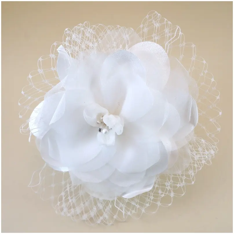 [FLH4036] Flor blanca de tela delicada con cristal en el corazón 