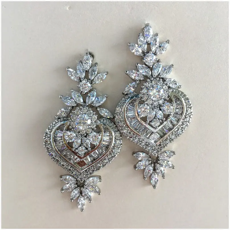 [EAZ1194] Arete barroco zirconia