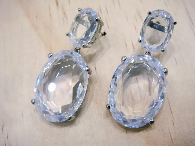 [EAZ-CRISTALPURO-UNICOS] Aretes "Florencia"