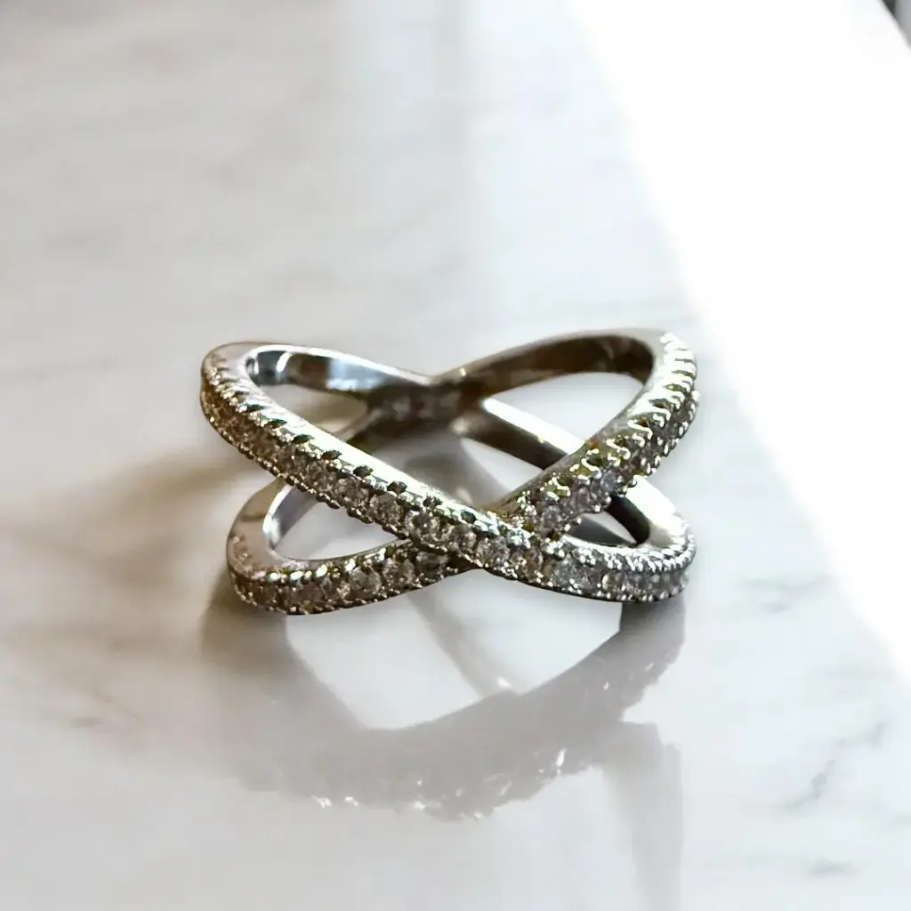 Anillo de zirconia 